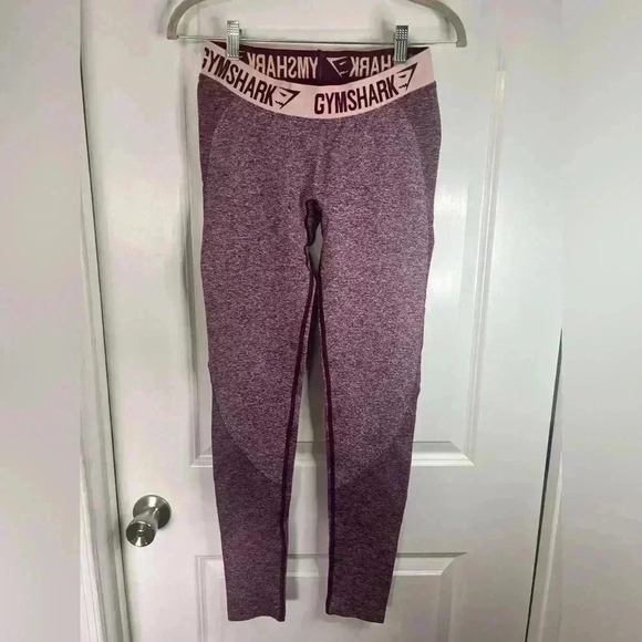 Gymshark Pants - Gym Shark Women’s Dark Ruby Marl/Blush Nude Flex Leggings - Size: Medium